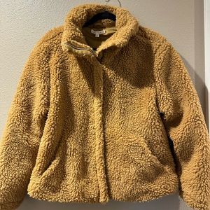 Women’s Sherpa Zippered jacket